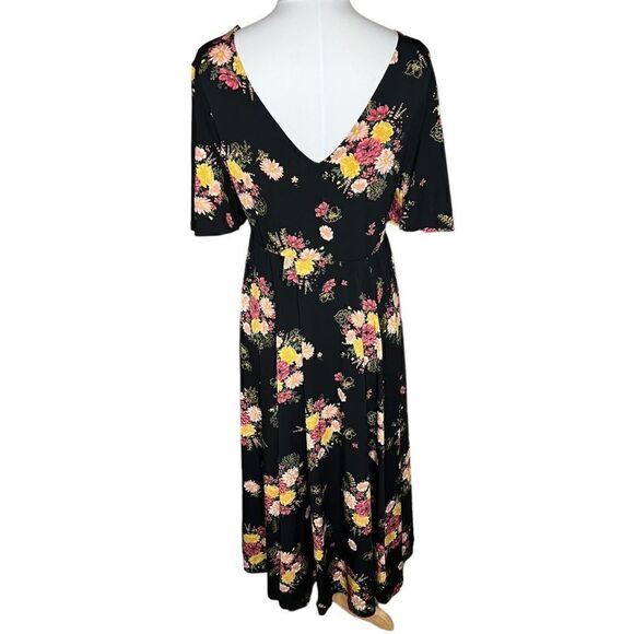Torrid Black Floral Studio Knit Midi Dress Size 12 NWT - Picture 7 of 9